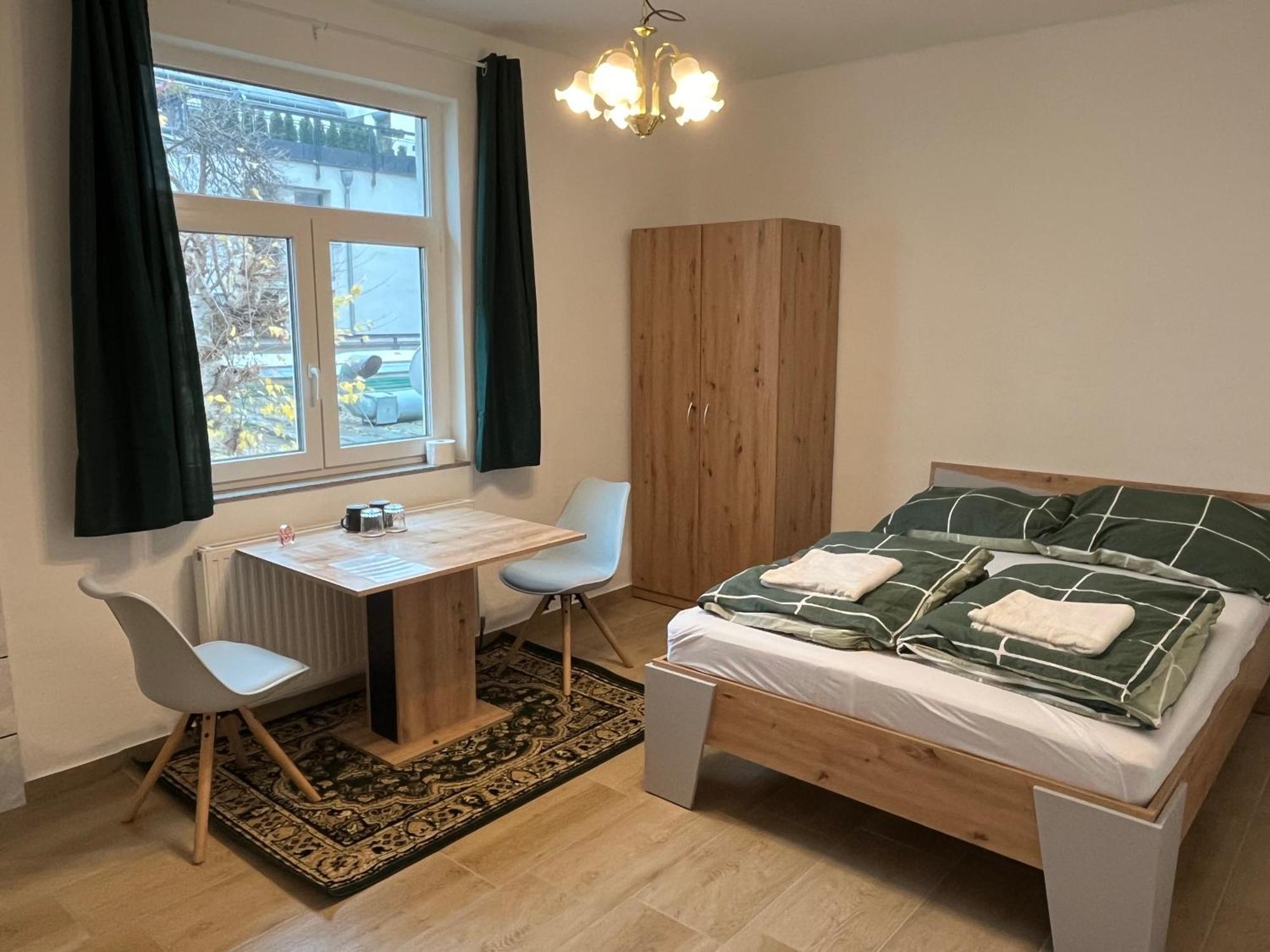 Traveler Lodging Wina Bagian luar foto